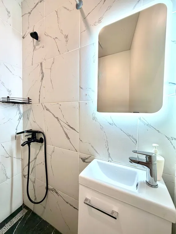 Студия в Октаве