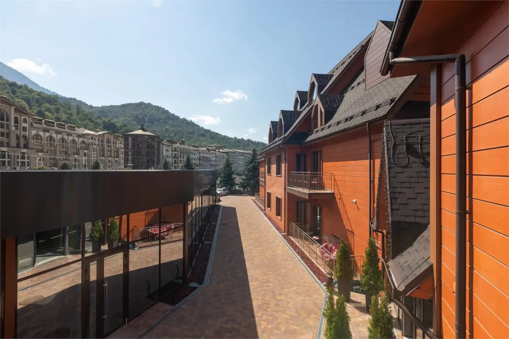 Уютная студия с видом на горы