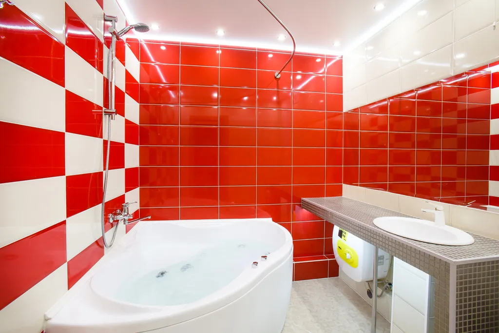 Новая квартира в Центре на Иртышской Набережной 12 с большим джакузи