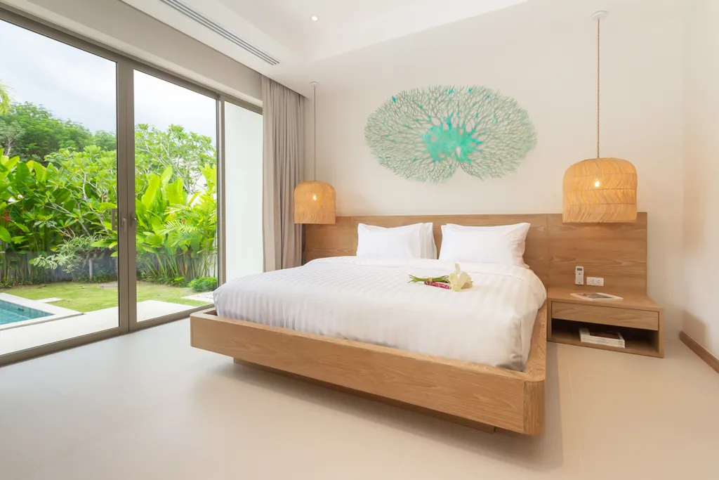 Коттедж Светлая вилла с 3 спальнями и бассейном Бангтао, Лаян, Лагуна — аренда посуточно в Пхукет