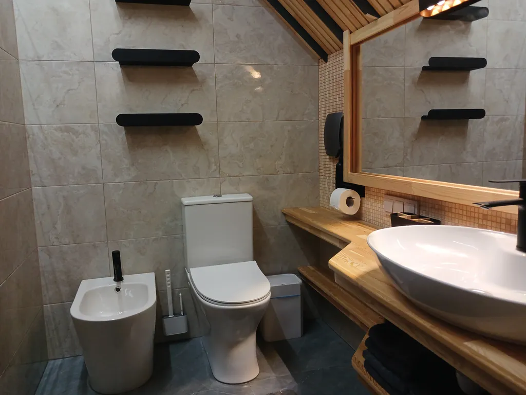 Дом с бассейном