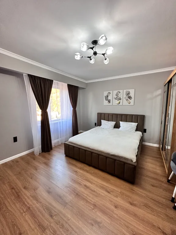 Уютная квартира в сердце города с видом на море и горы