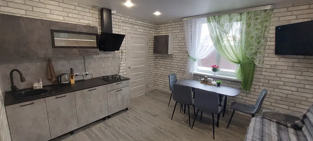 Уютная квартира в двухквартирном доме со своим двором