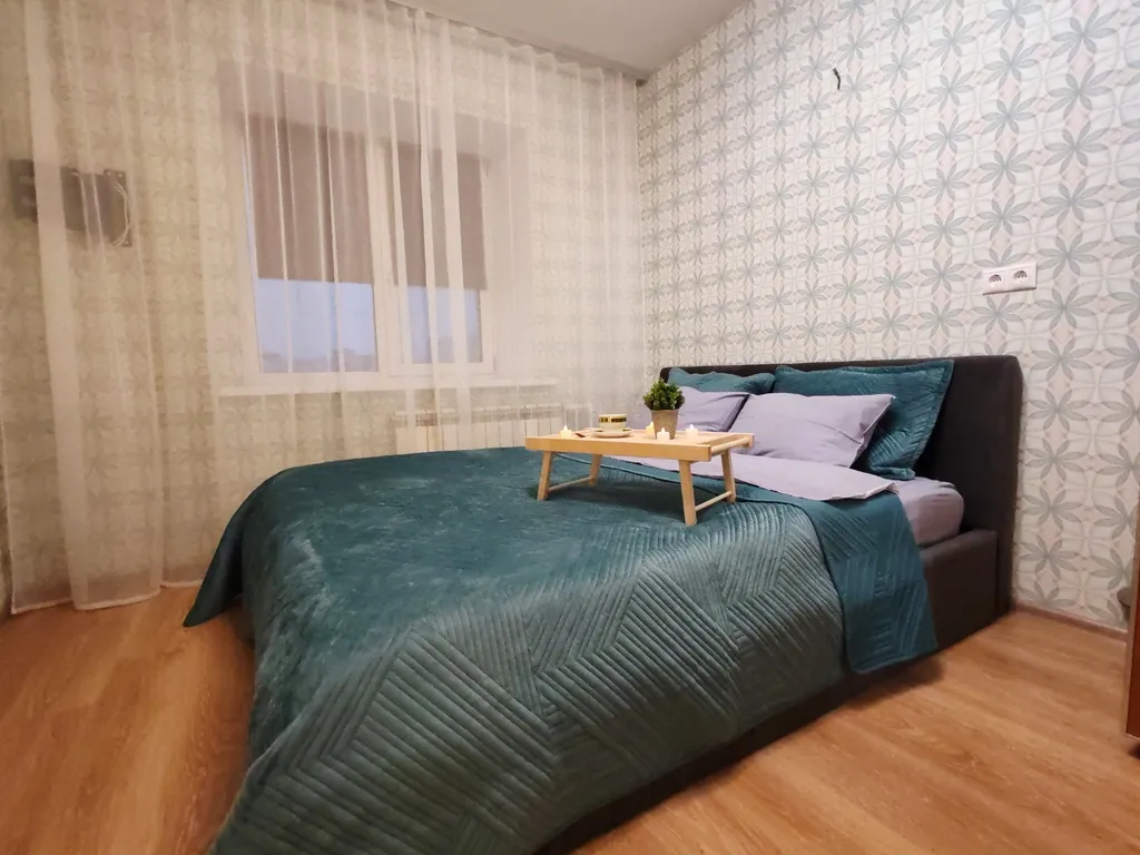 У Волги уютная квартира с видом на горы