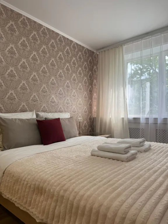 Двухкомнатная квартира на Рыбаков 18 с раздельными комнатами