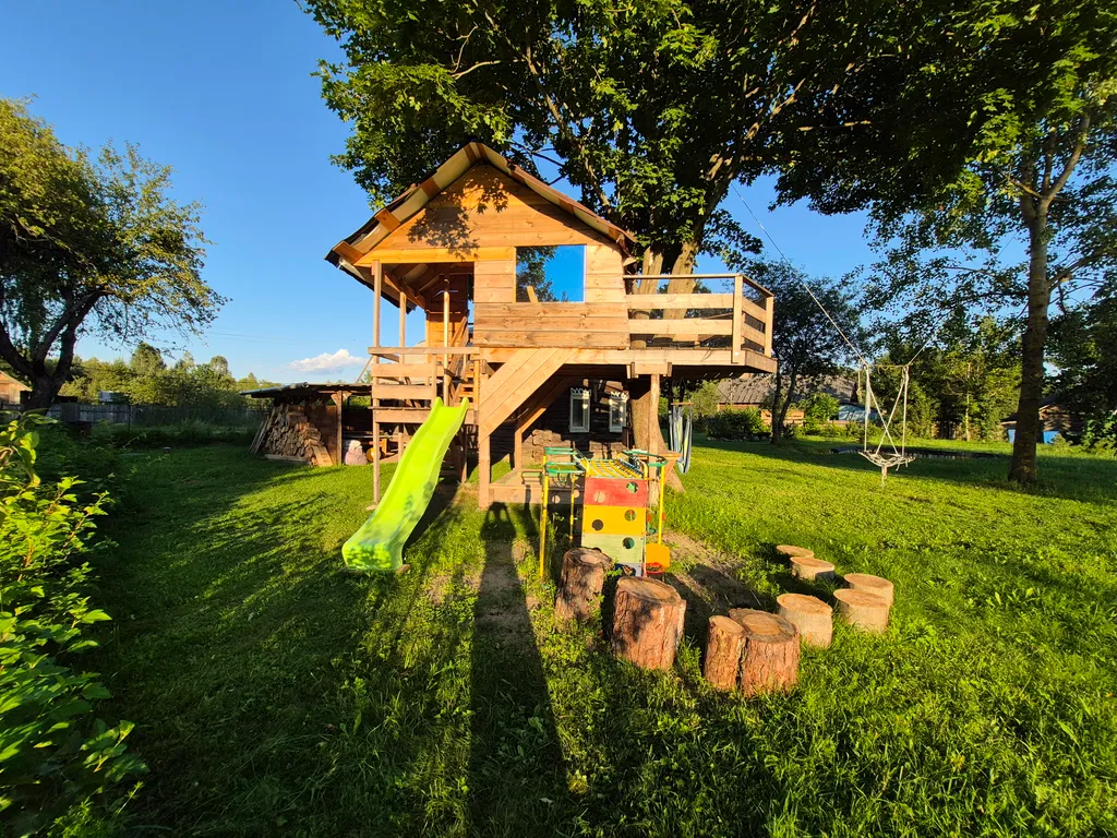 Деревенский дом, как в детстве, у реки Березена