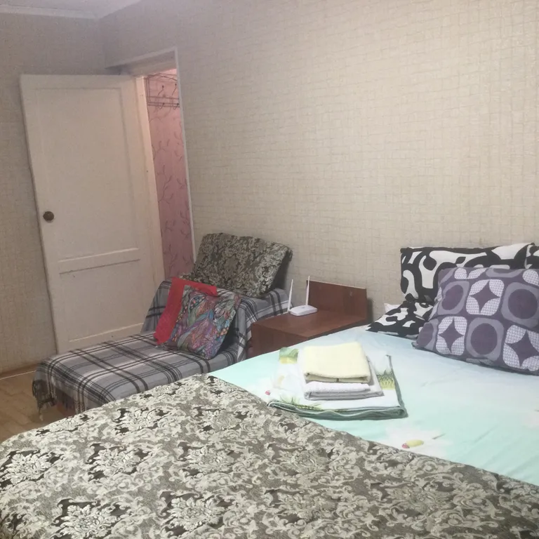 Двухкомнатная квартира с видом на купола церкви и мемориал