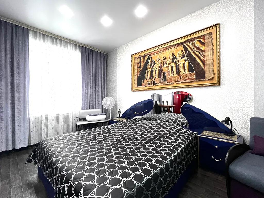 Студия люкс в центре Ангарска, Район Площадь, Администрация города