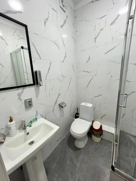 2-х комнатная в центре г. Алматы с дизайнерским ремонтом в новом ЖК