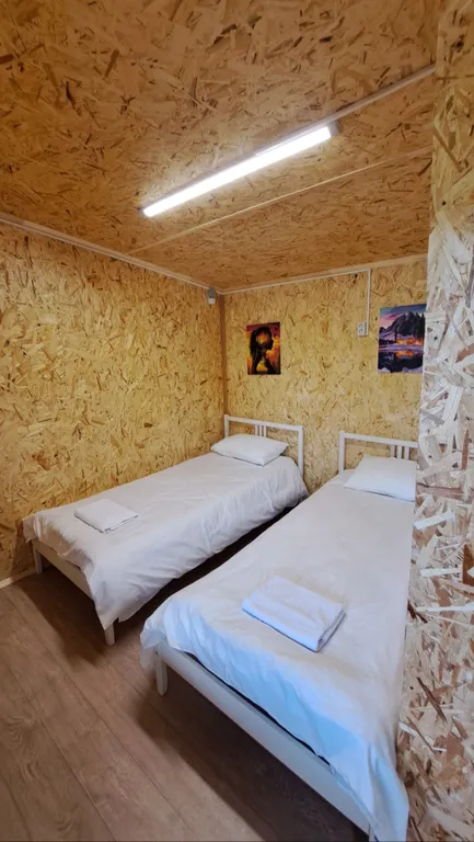 Уютный номер с просторной, теплой терассой