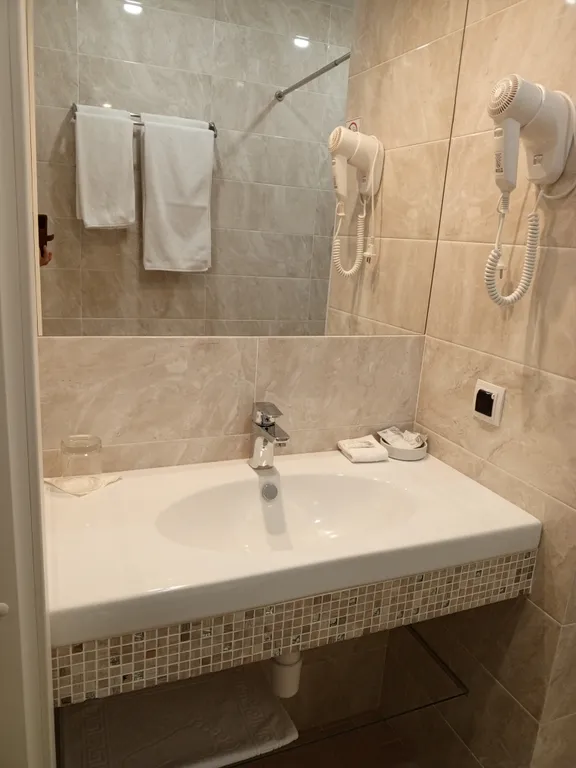 Стандартный двухместный номер с дополнительной кроватью