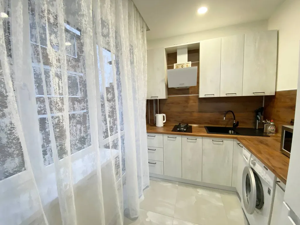 Квартира Уютная стильная квартира в 2х уровнях с видом на город — Анапа