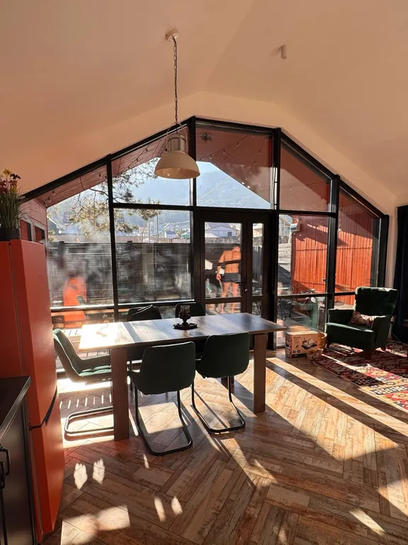 Большой оранжевый дом до 6 человек с баней и банным чаном