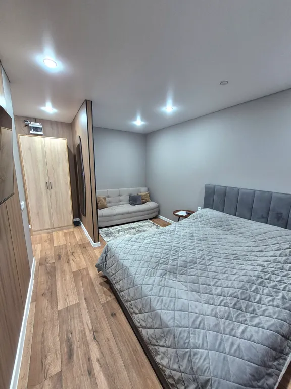 Однокомнатная квартира в центре — аренда посуточно в Уральск