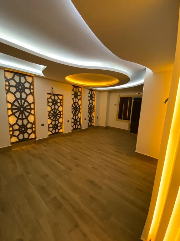 Отличные новые апартаменты 2+1 в центре Махмутлара в Алании