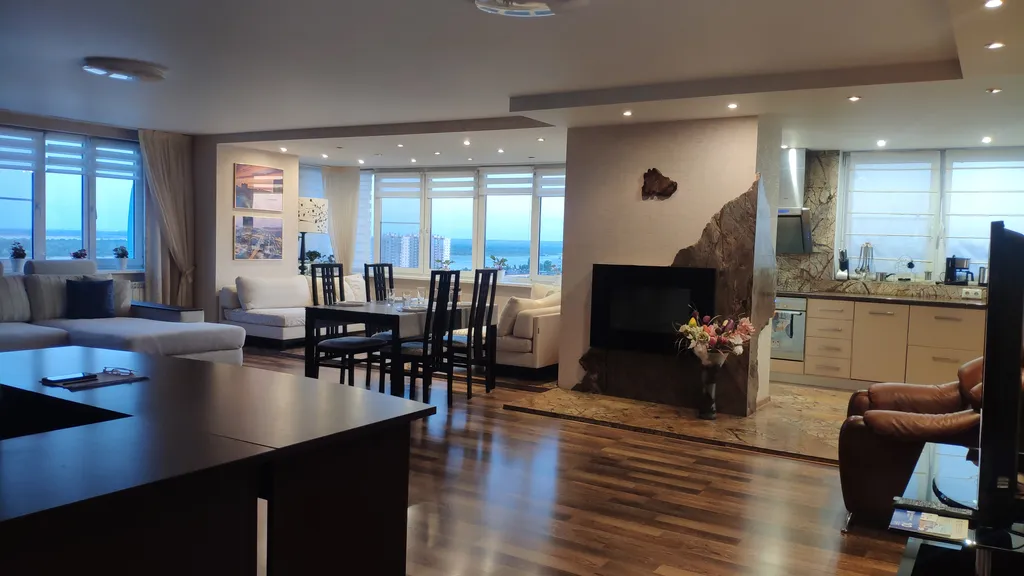 Квартира Апартамент 140м2 Волгоград Исторический центр Вид! 3спальни 2 санузла. — аренда посуточно в Волгоград