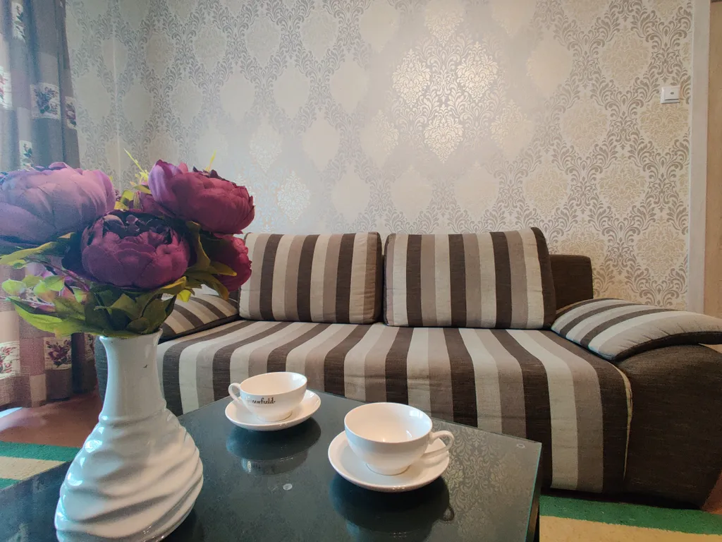 2-комнатная, 5 раздельных мест возле гипермаркета Евроопт