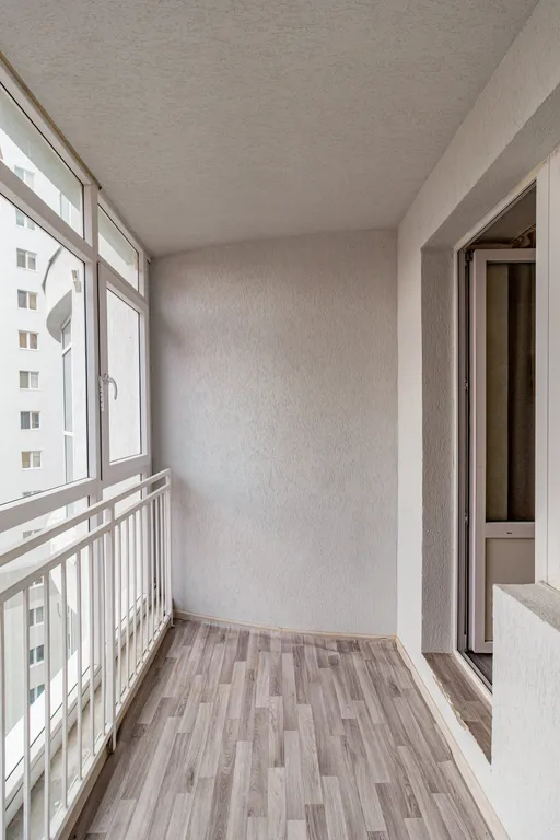 Квартира Просторная однокомнатная квартира для 4 гостей на мысу — Тюмень