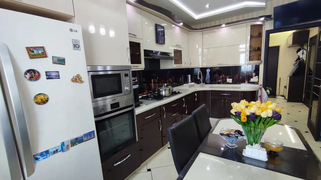 Квартира с евро-ремонтом и видом на море