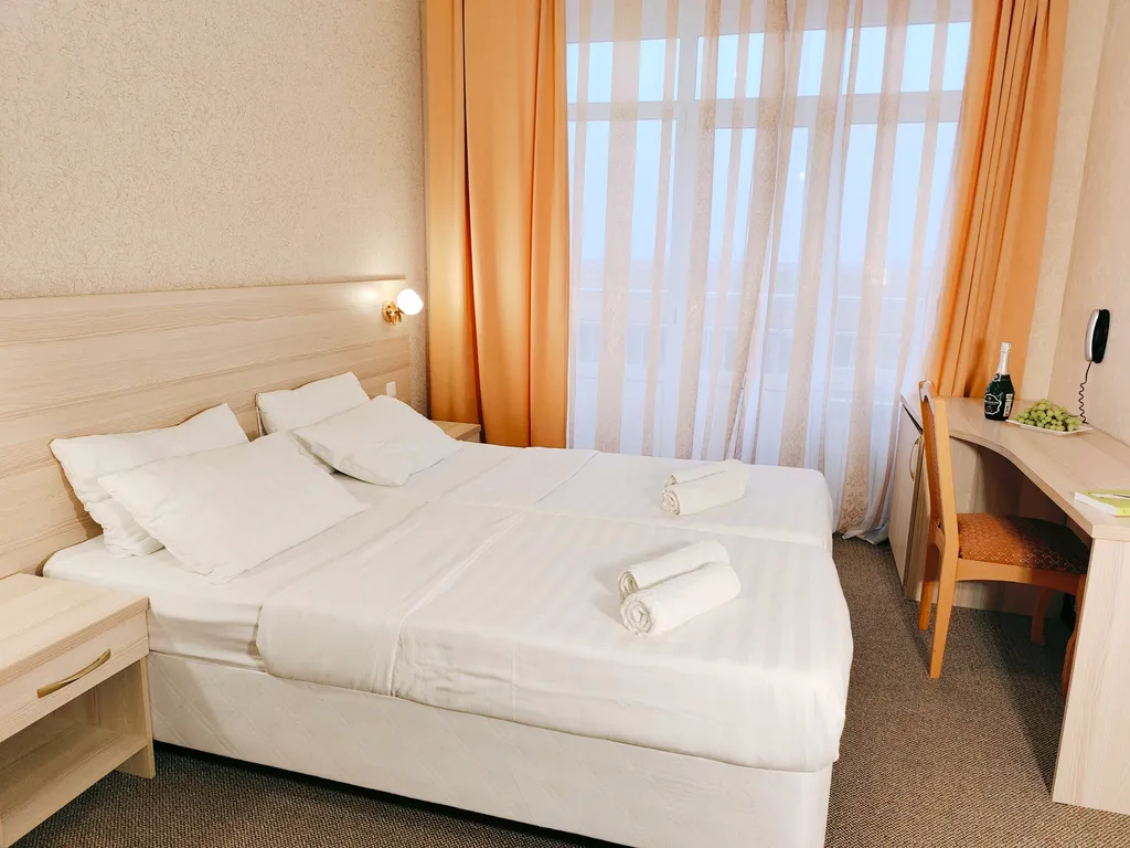 3-местный комфорт с боковым видом на море