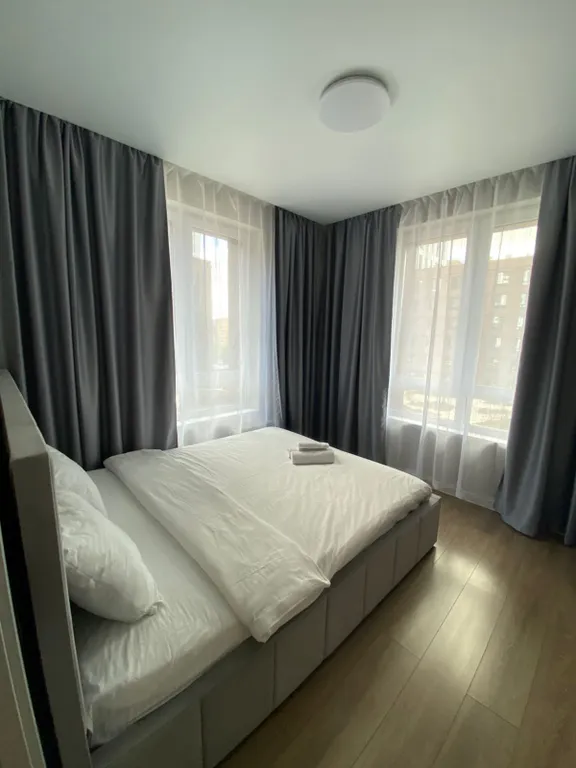 Квартира Трехкомнатные апартаменты в ЖК "Tau House" — аренда посуточно в Уфа