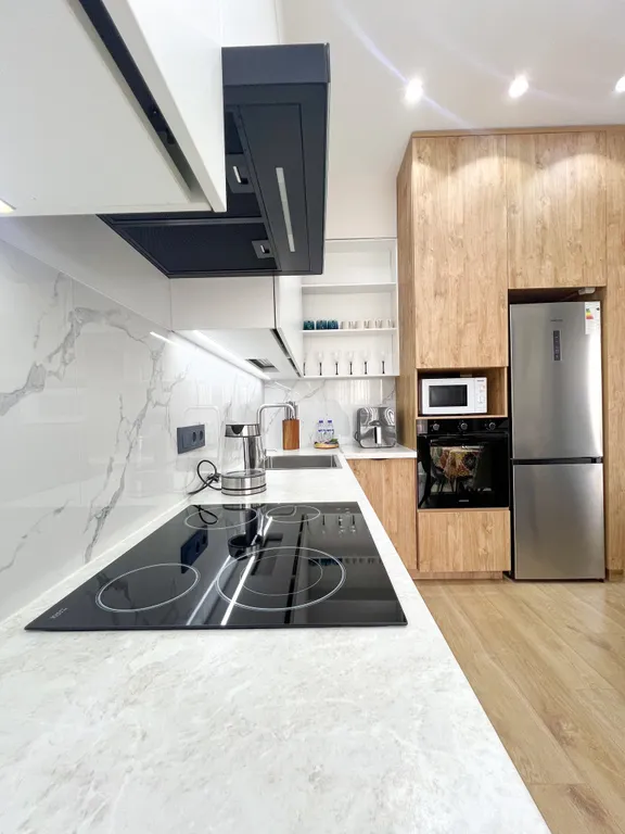 2-я квартира в центре Mirabad Avenue — 8 этаж