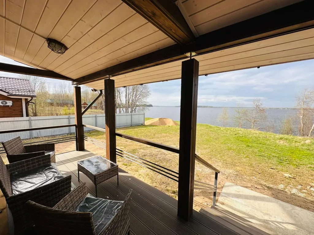 Тёплый коттедж на первой береговой линии