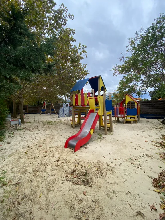 Аквамарин недалеко от моря с бассейном и банями