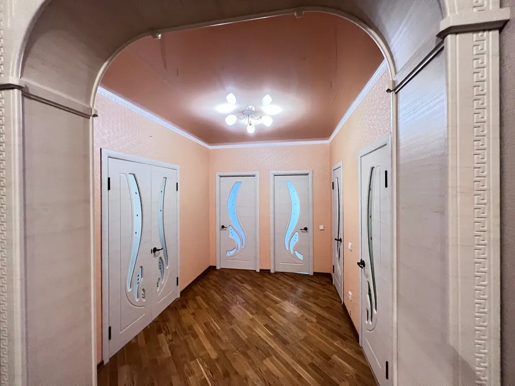 Двухкомнатная, БОЛЬШАЯ, ЦЕНТР