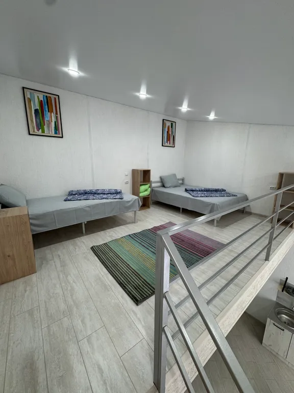 Комфортное проживание в лесу у моря