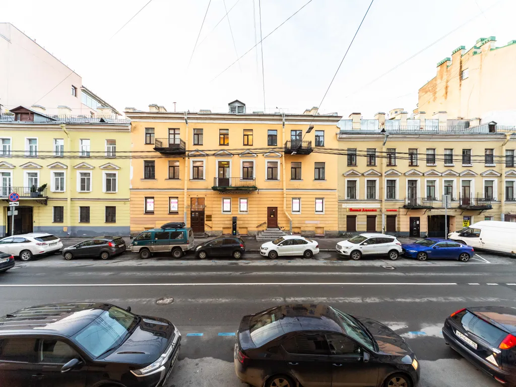 Квартира Квартира Уютная двухъярусная студия в центре — Санкт-Петербург