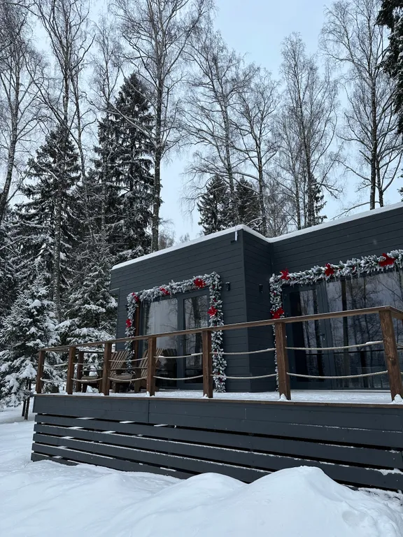 Коттедж Дом на семью или компанию в лесу у большой воды — аренда посуточно в Пушкино