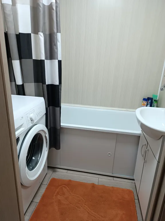 Квартира на красном камне от собственника