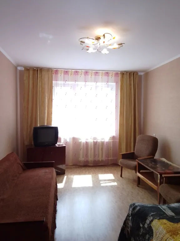 Квартира у автовокзала, Мегагринн