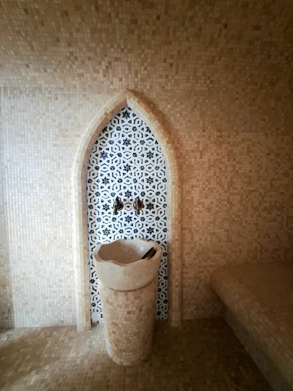 Отдельный коттедж "Регина" с бассейном и хаммамом  рядом с Сочи Парком