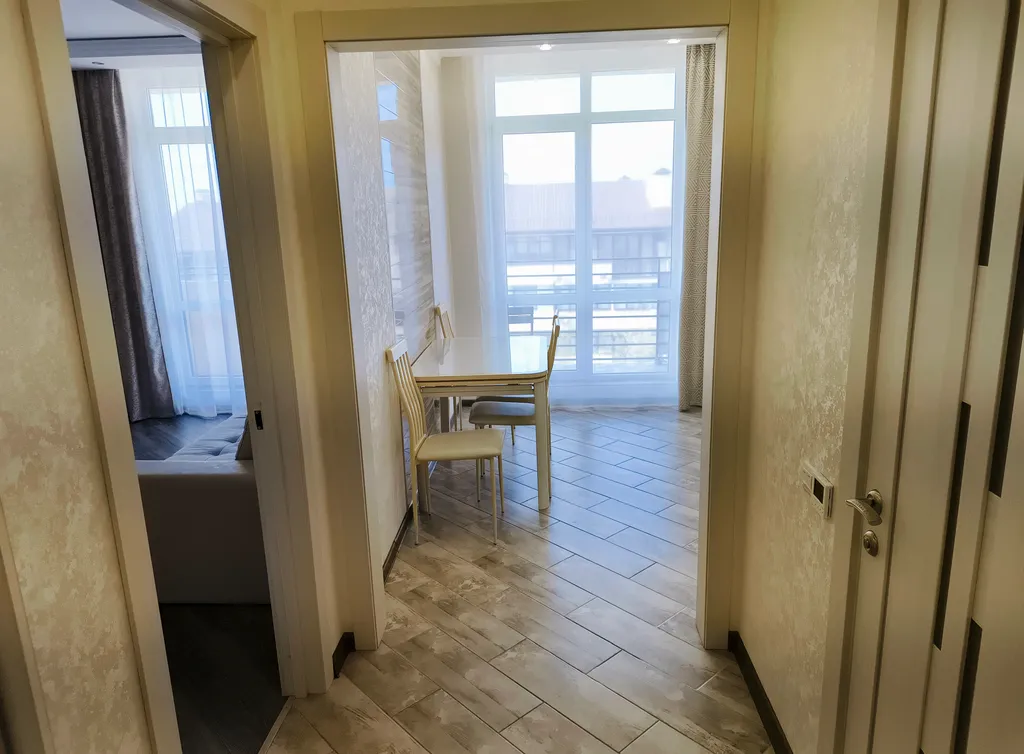 Отличная квартира с видом на море возле Факела