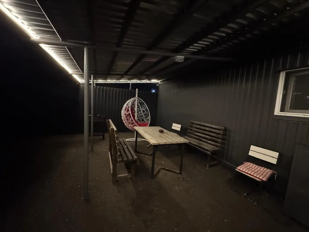 Домик на берегу Волги