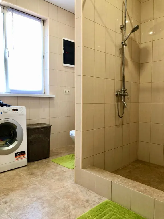 Дом с евроремонтом и шикарным видом на море и горы