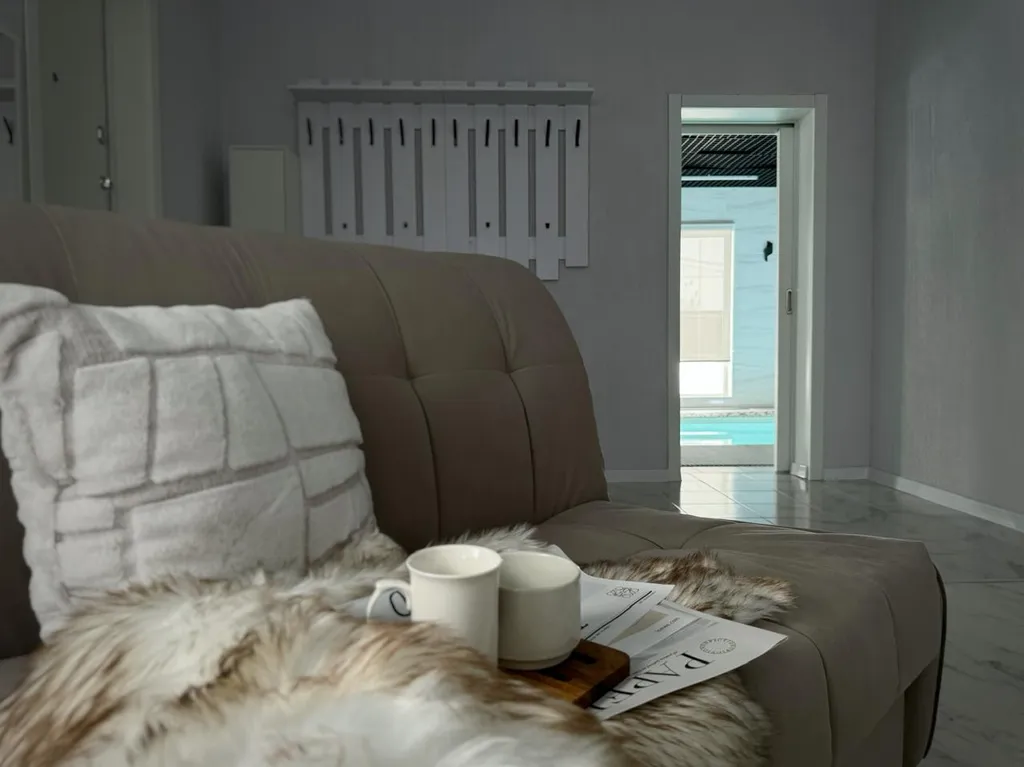 Уютный дом с бассейном и баней для отдыха, семейных праздников