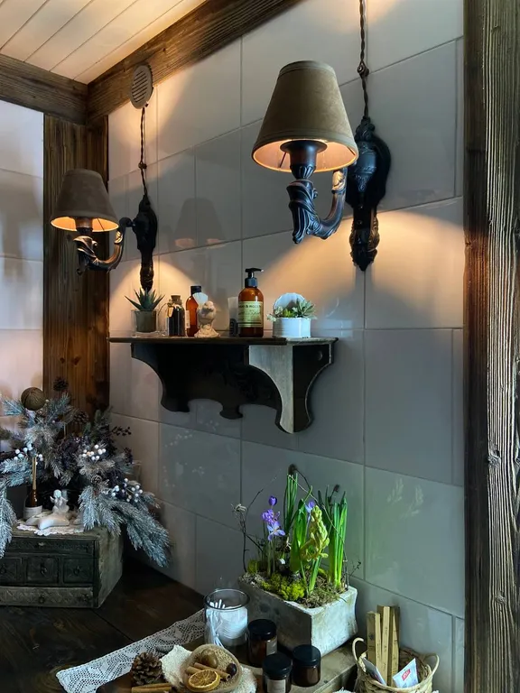 Дом Гнездо среди елей