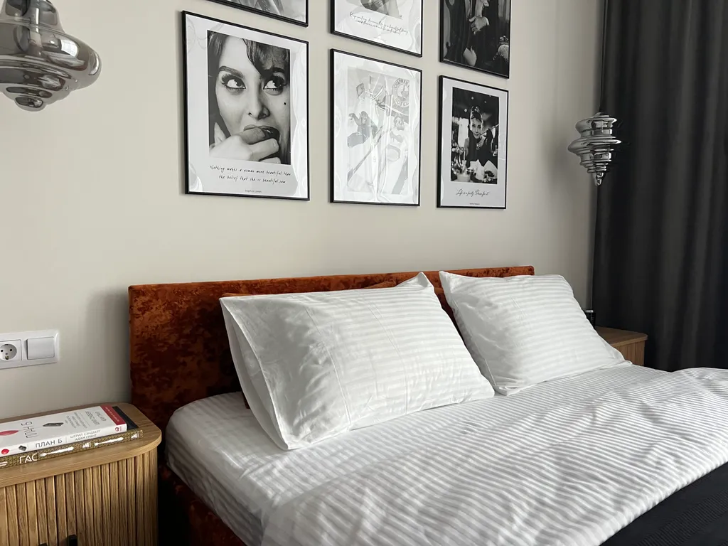 Евродвушка в стиле старого Голливуда