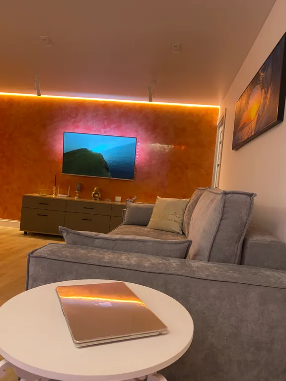 Orange House у Авачинской бухты