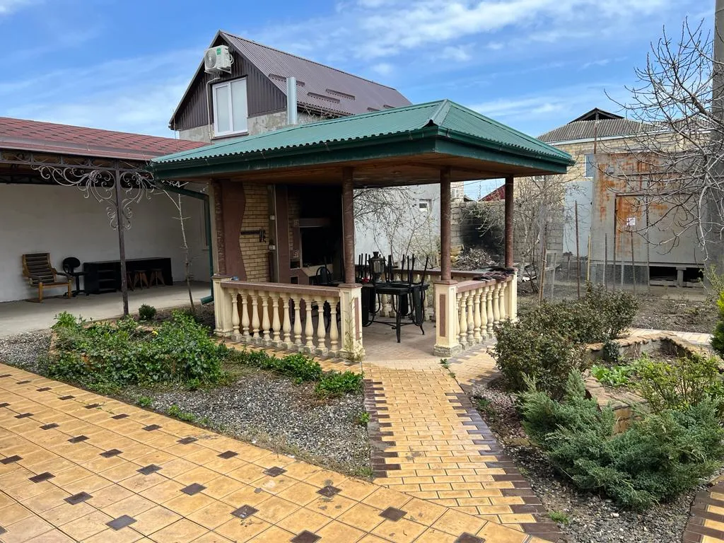 Дом в километре от моря