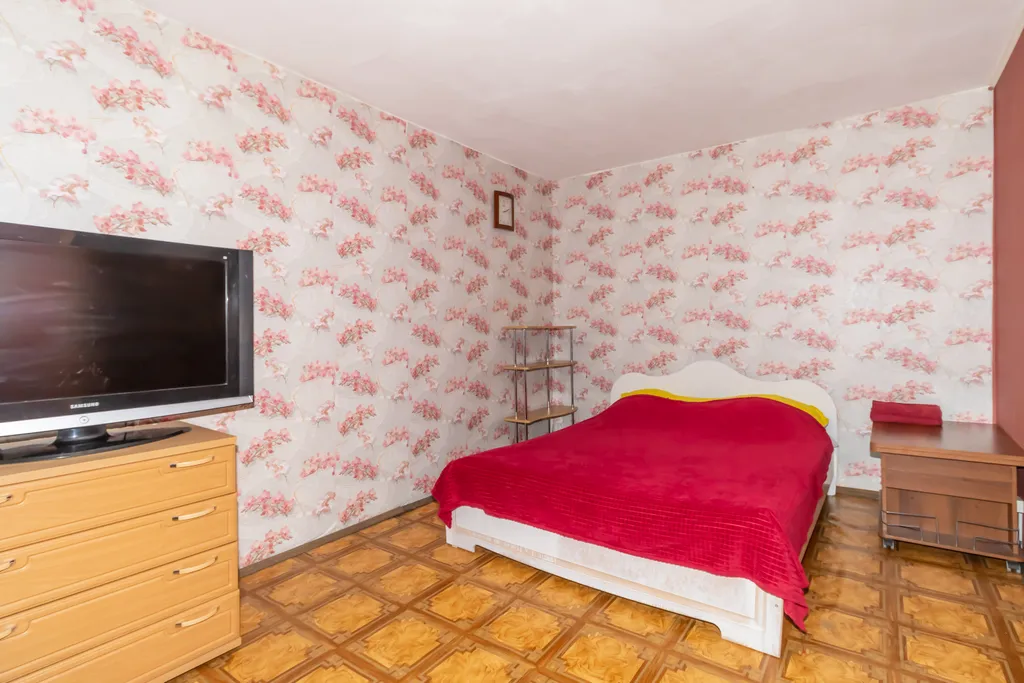 2-комнатная квартира рядом с Алым полем — аренда посуточно в Челябинск