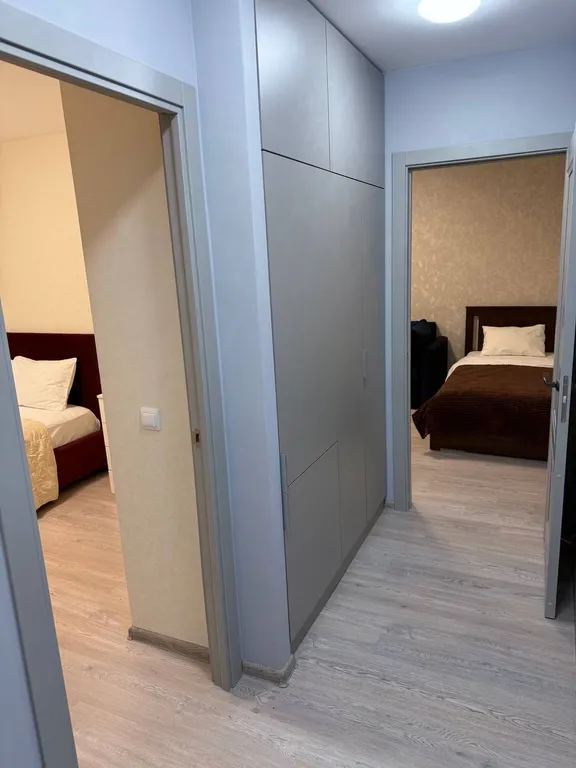 Квартира 3-к квартира. Свежий ремонт, 7 комфортных спальных мест, бойлер — Гатчина