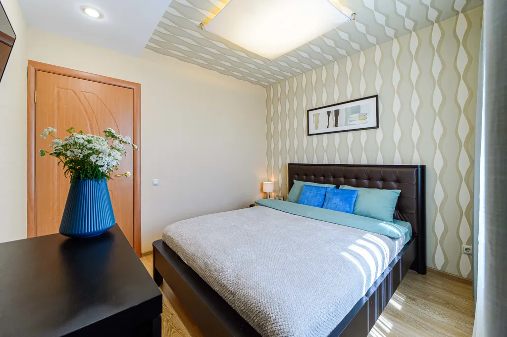 Двухкомнатная квартира в современном жилом комплексе — аренда посуточно в Екатеринбург