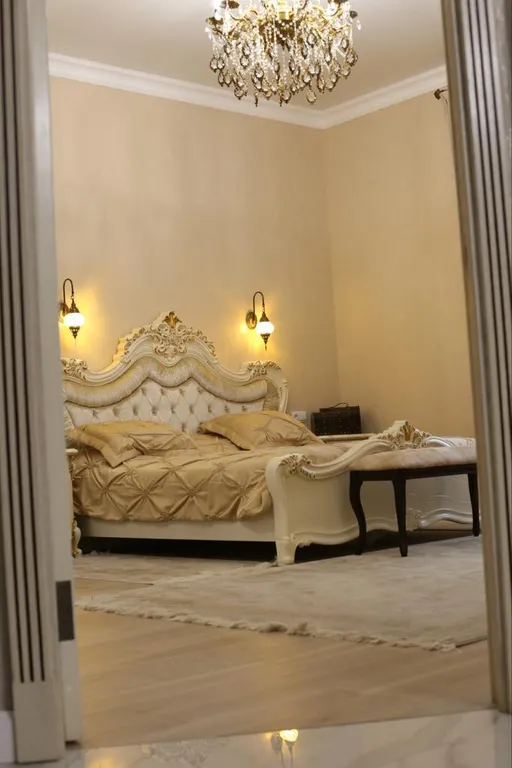 House number one - просторный дом для компании