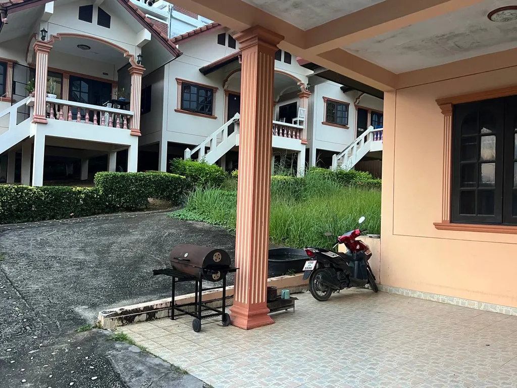 Уютный дом с 2 спальнями и BBQ в тихом месте рядом с пляжем Карон