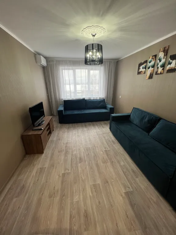 Уютная квартира в центре города с видом на реку и новые мосты