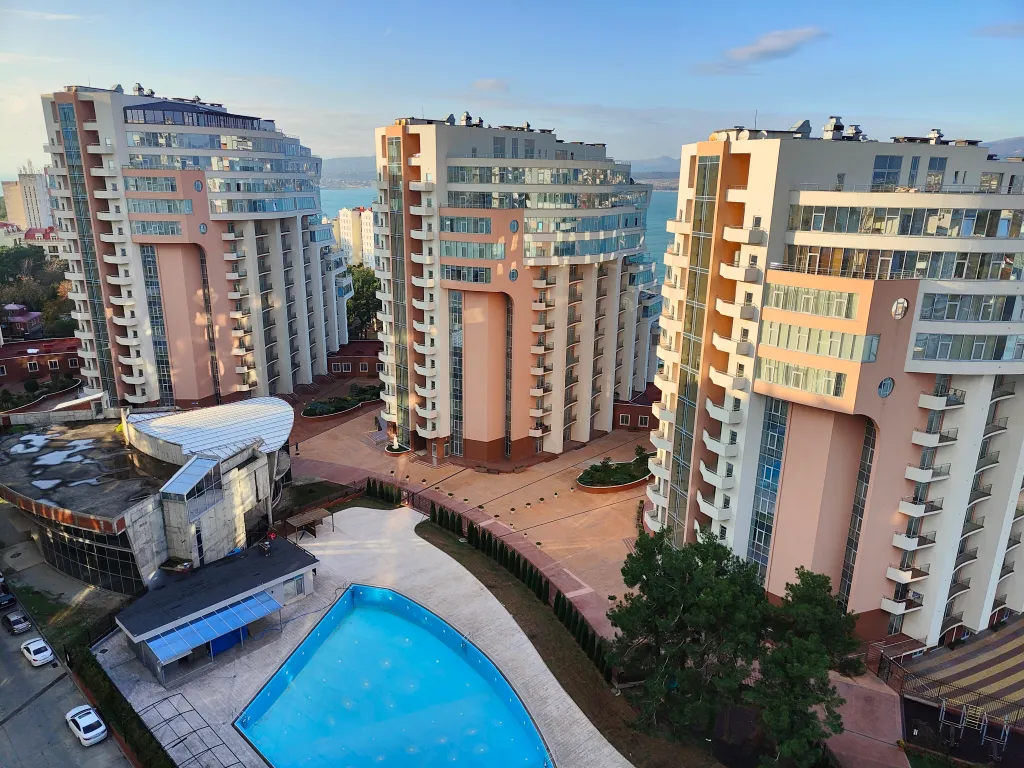 Евротрешка с видом на море на первой линии Элегантный Взгляд